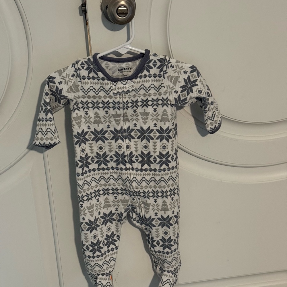 Carter's Gray and White Snowflake Footie